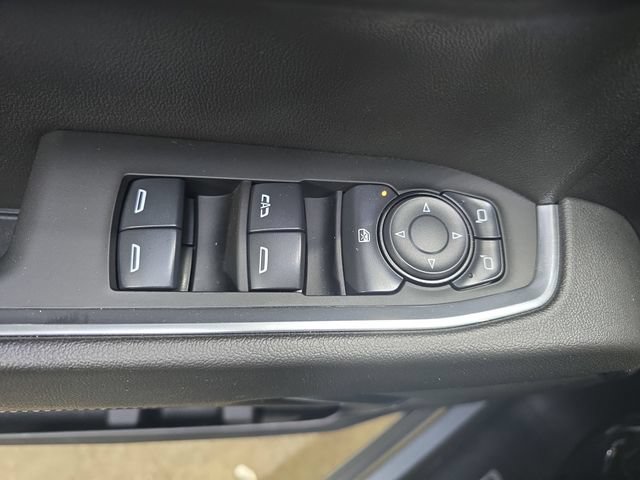 Used 2025 Chevrolet Silverado 1500 LT AWD/4WD image 31