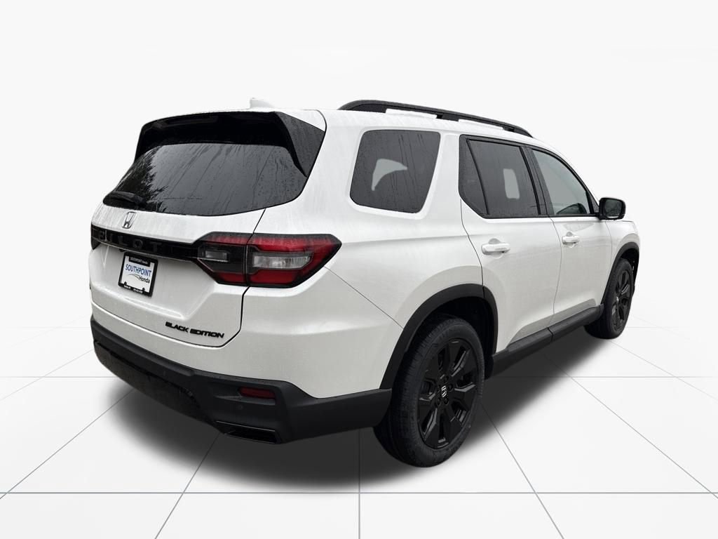 New 2026 Honda Pilot Black Edition image 8
