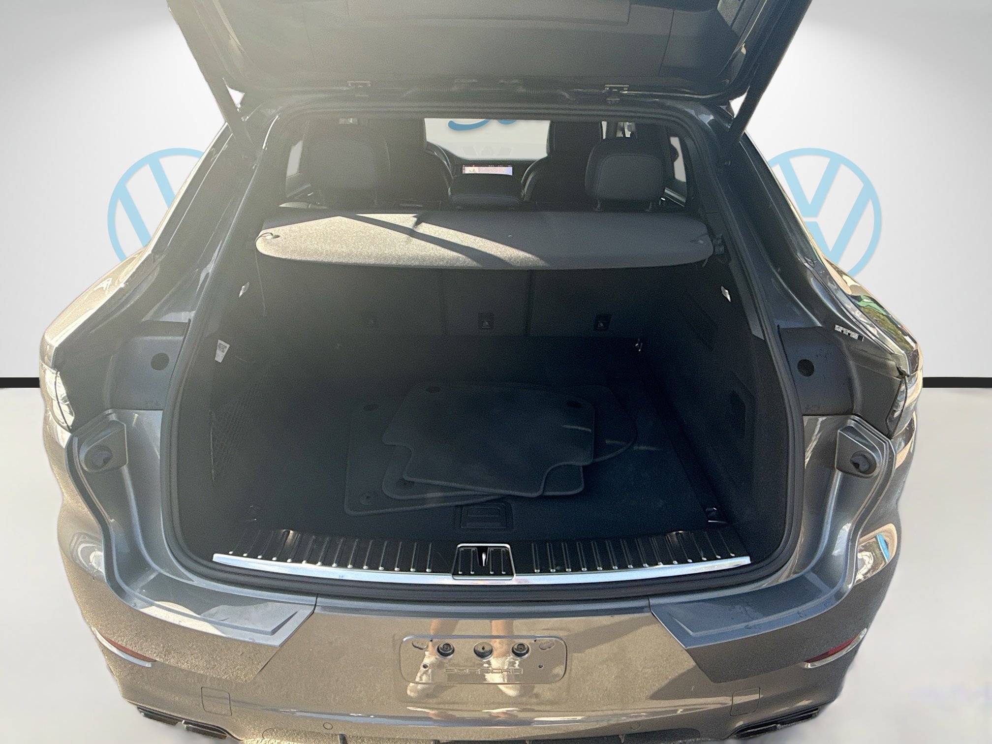 Used 2021 Porsche Cayenne S image 27