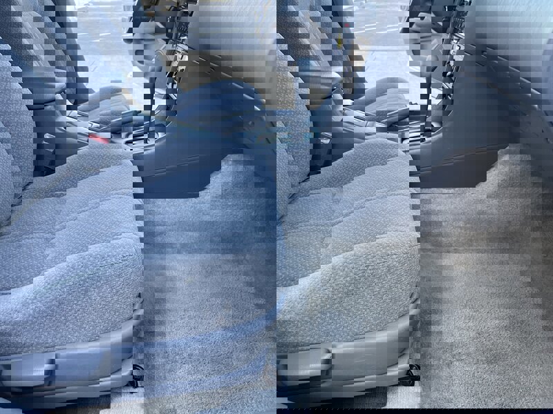 Used 2000 Toyota Camry LE image 32