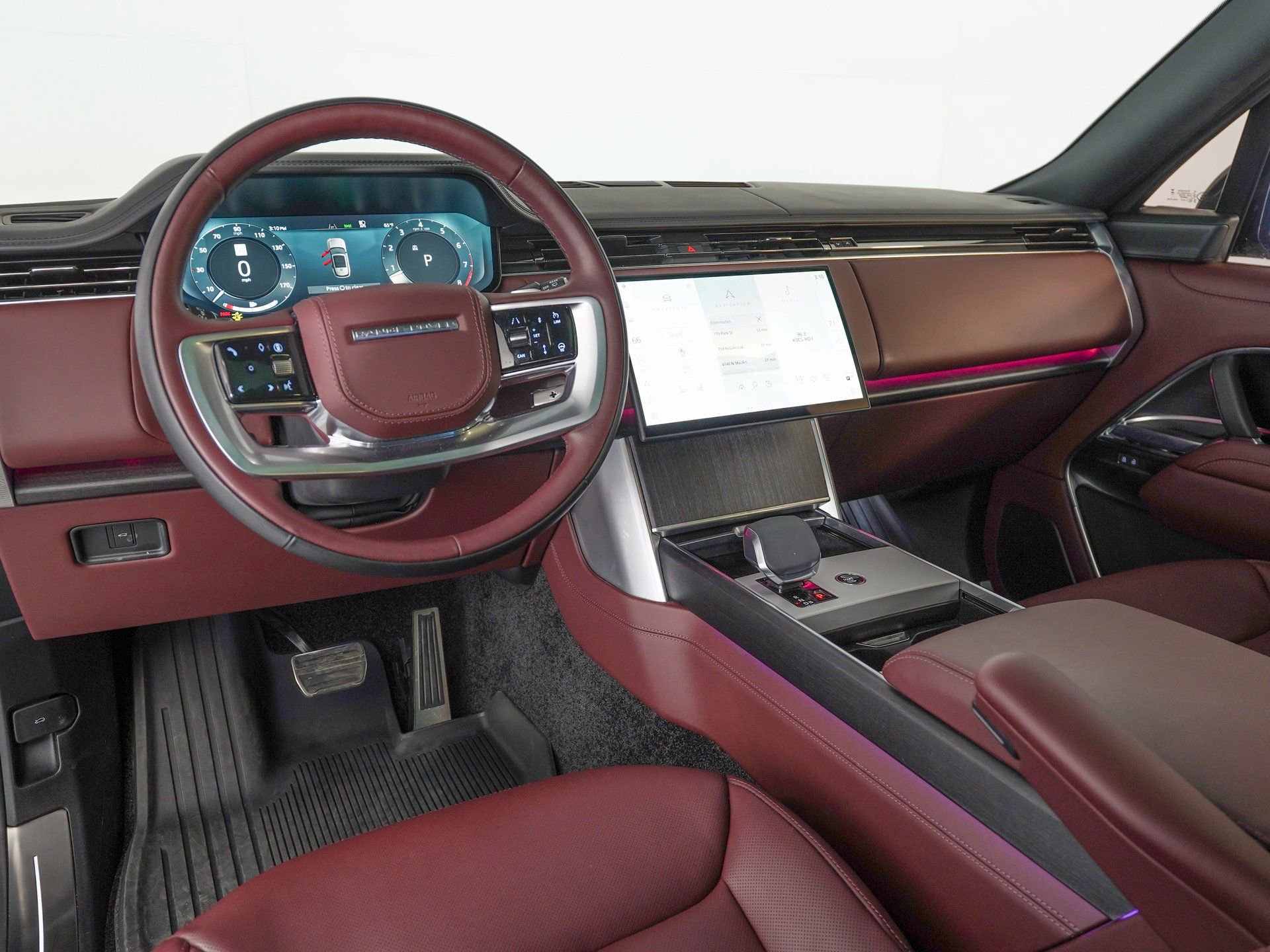 Used 2025 Land Rover Range Rover SE image 17