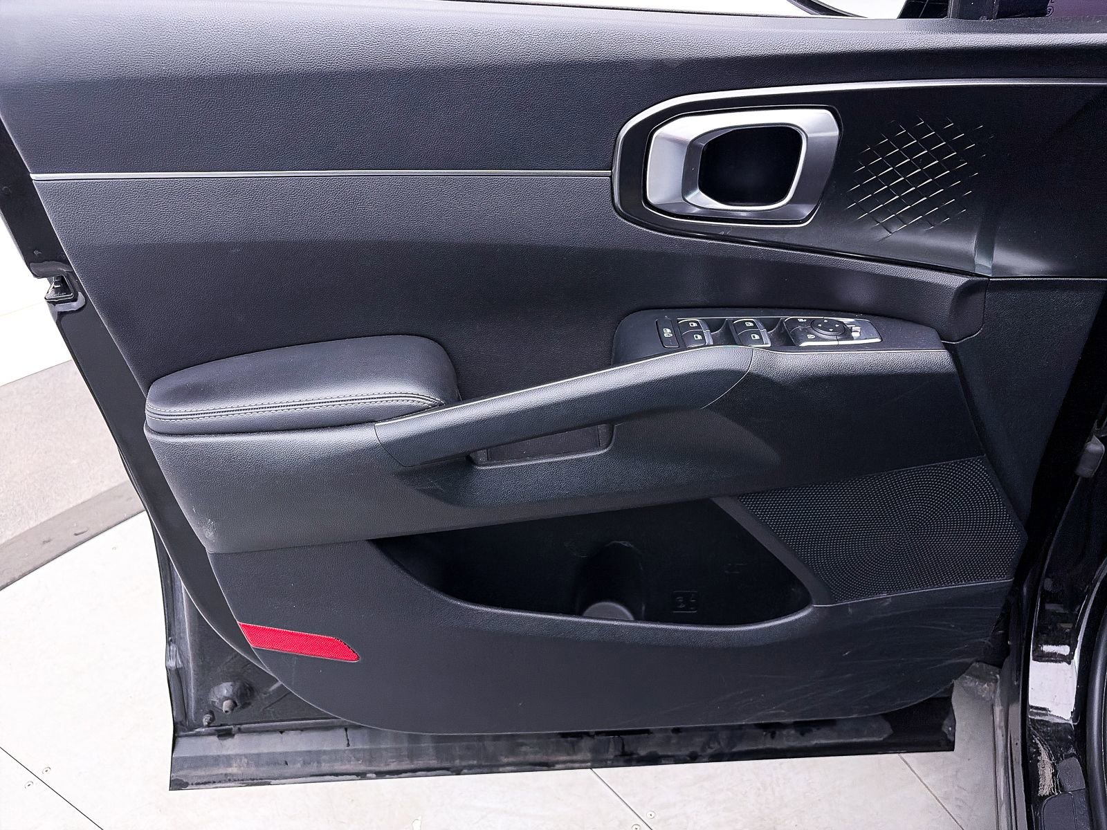 Used 2021 Kia Sorento EX image 16