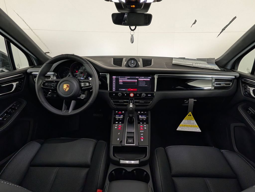 New 2026 Porsche Macan Turbo image 20