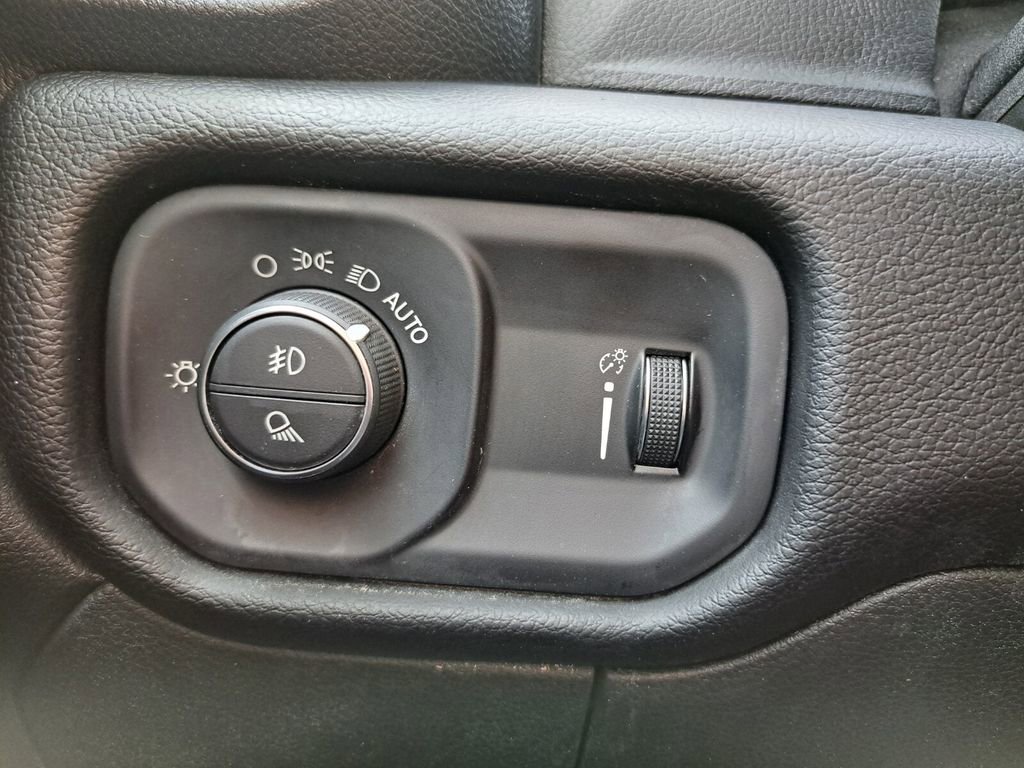 Used 2024 RAM 3500 Big Horn image 14