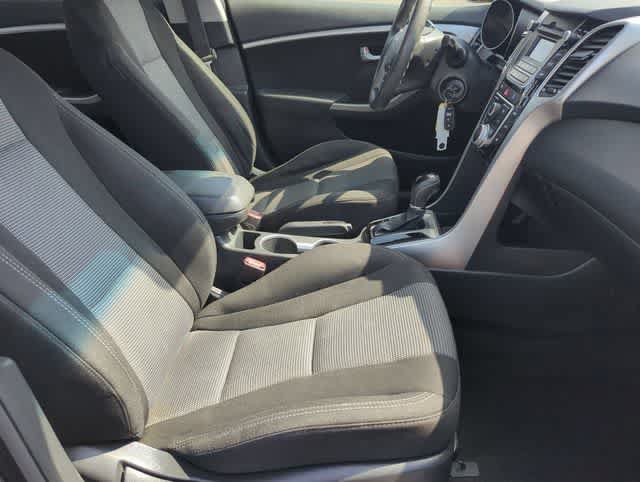 Used 2015 Hyundai Elantra GT FWD image 21