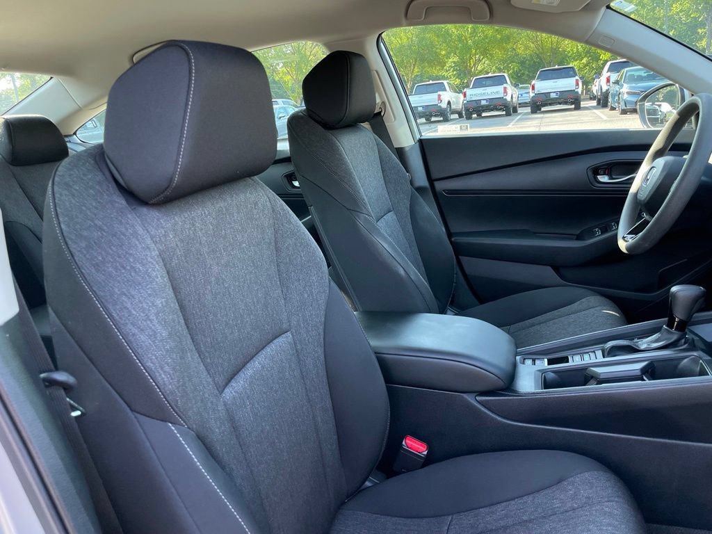 Certified 2025 Honda Accord LX image 31