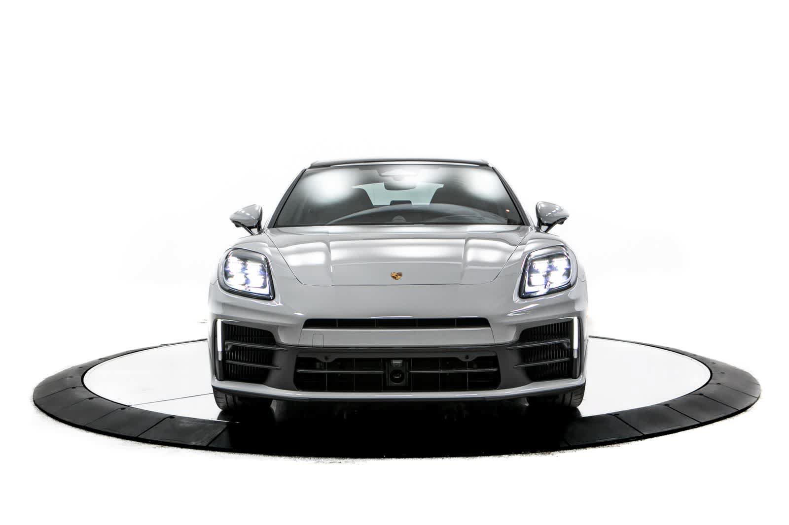 New 2026 Porsche Panamera RWD image 10
