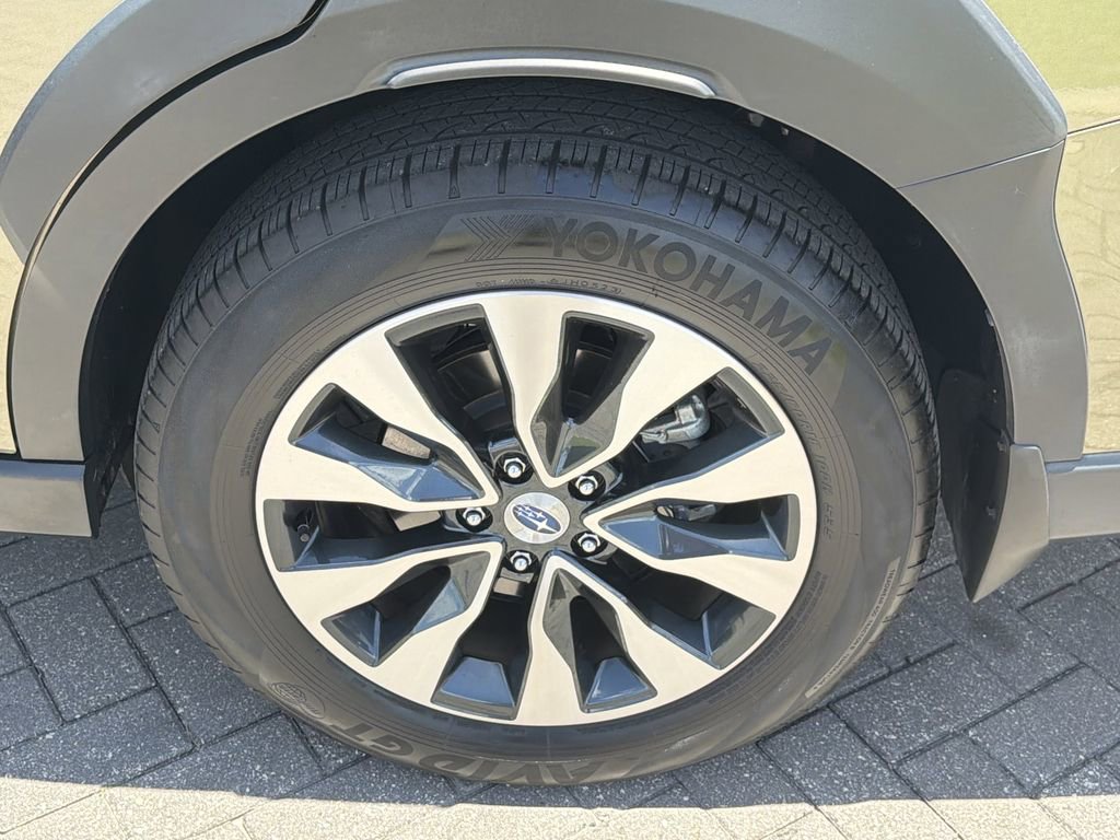 Certified 2024 Subaru Outback Touring XT AWD/4WD image 32