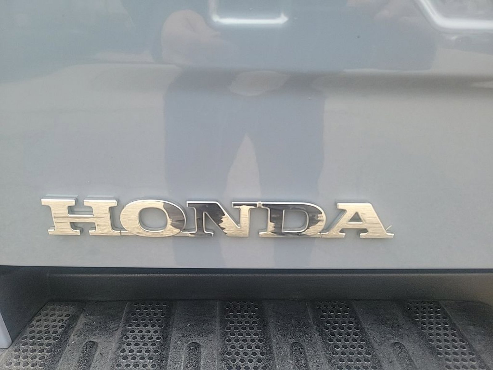Used 2024 Honda Ridgeline Sport image 11