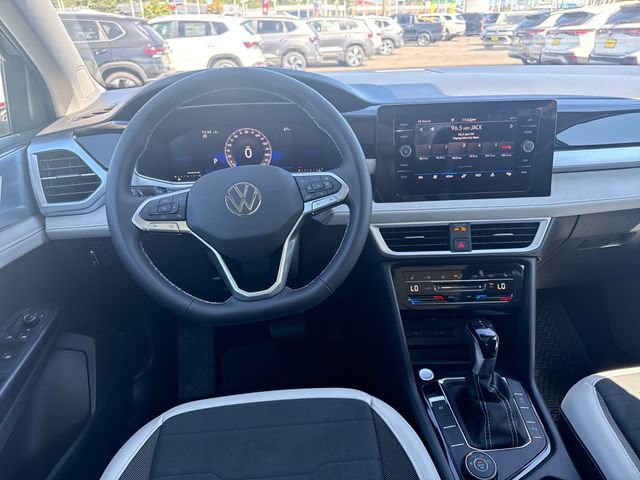 New 2026 Volkswagen Taos SE AWD/4WD image 23