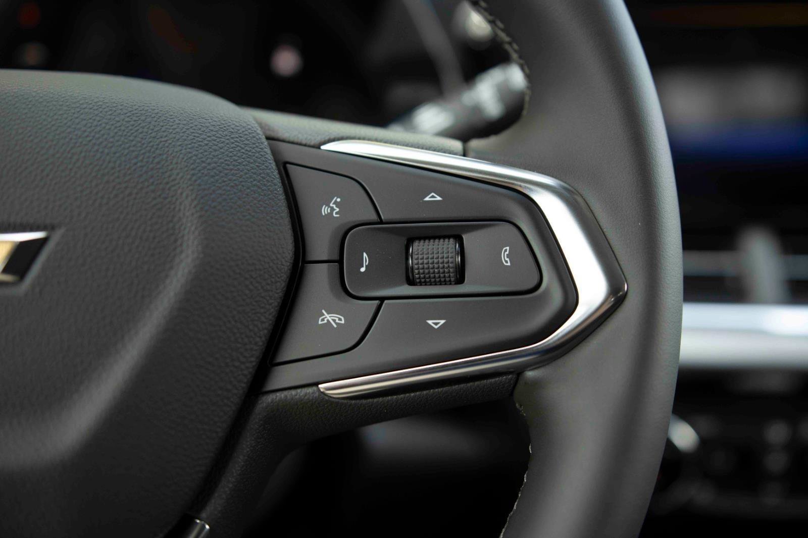 New 2026 Chevrolet Trax LS w/ LS Convenience Package FWD image 16