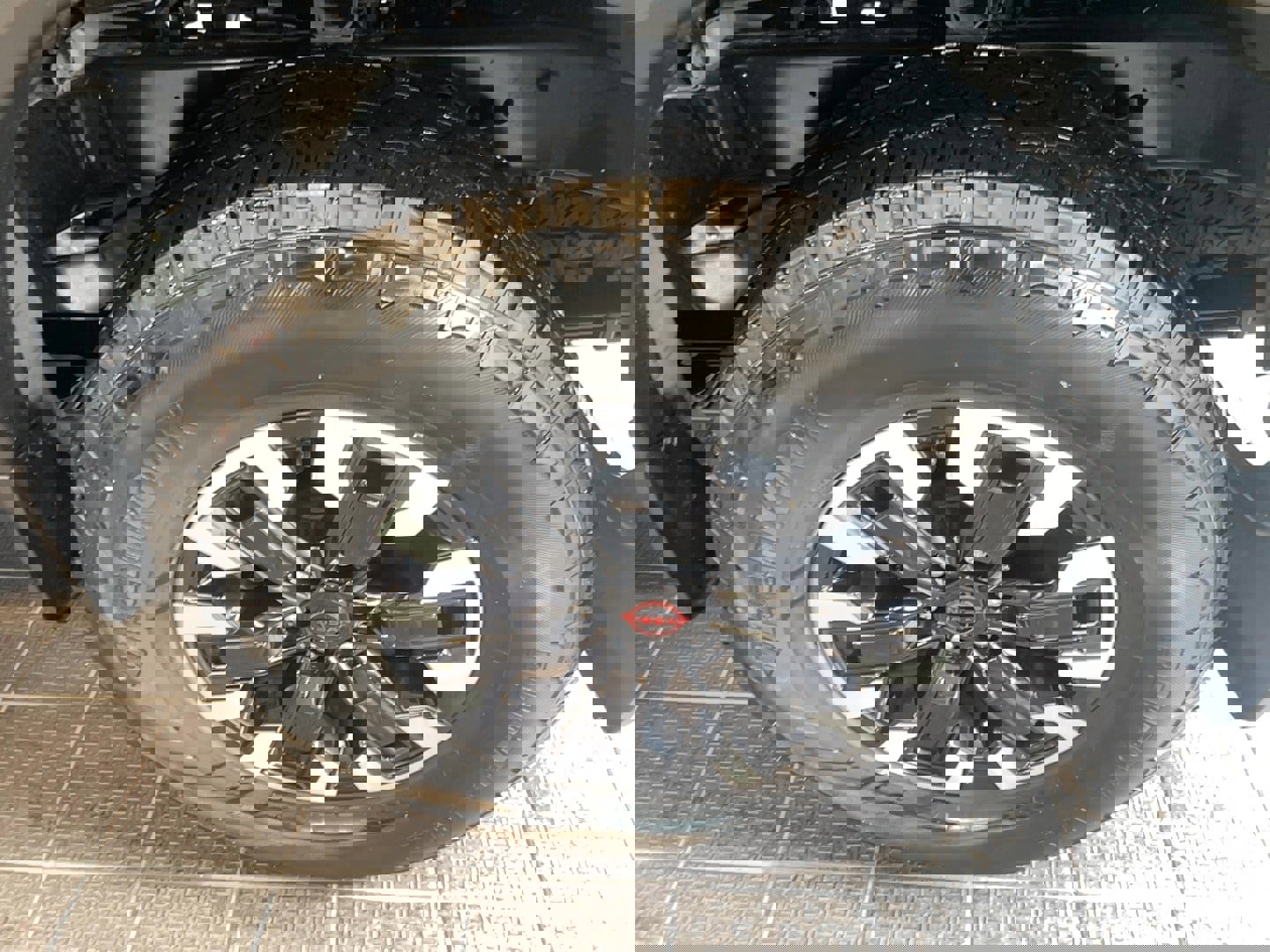 Used 2023 Nissan Frontier PRO-4X w/ Technology Package image 5