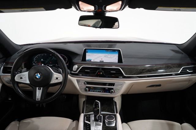 Used 2021 BMW 740i xDrive w/ M Sport Package image 13