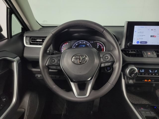 Used 2025 Toyota RAV4 XLE Premium FWD image 22