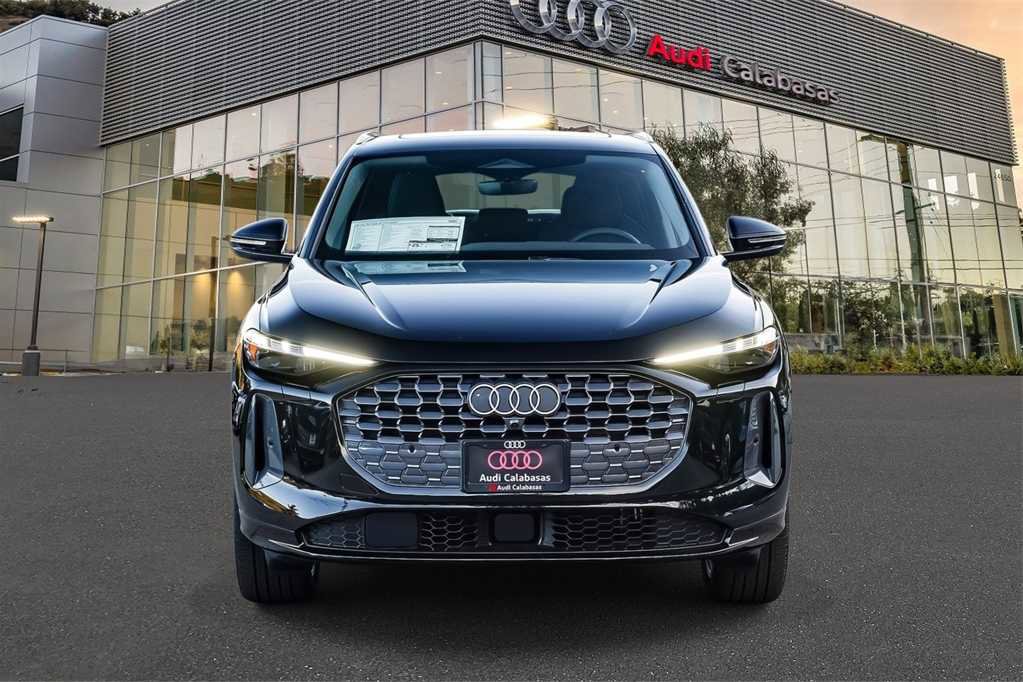 New 2025 Audi Q5 Premium Plus image 2