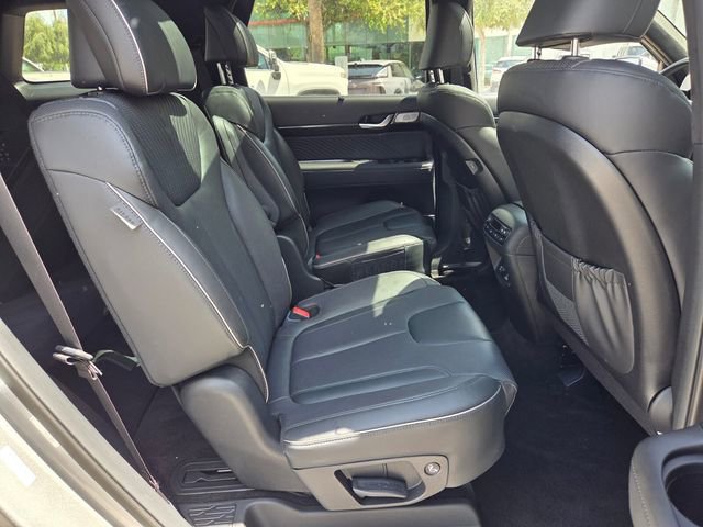Used 2024 Hyundai Palisade Calligraphy FWD image 13