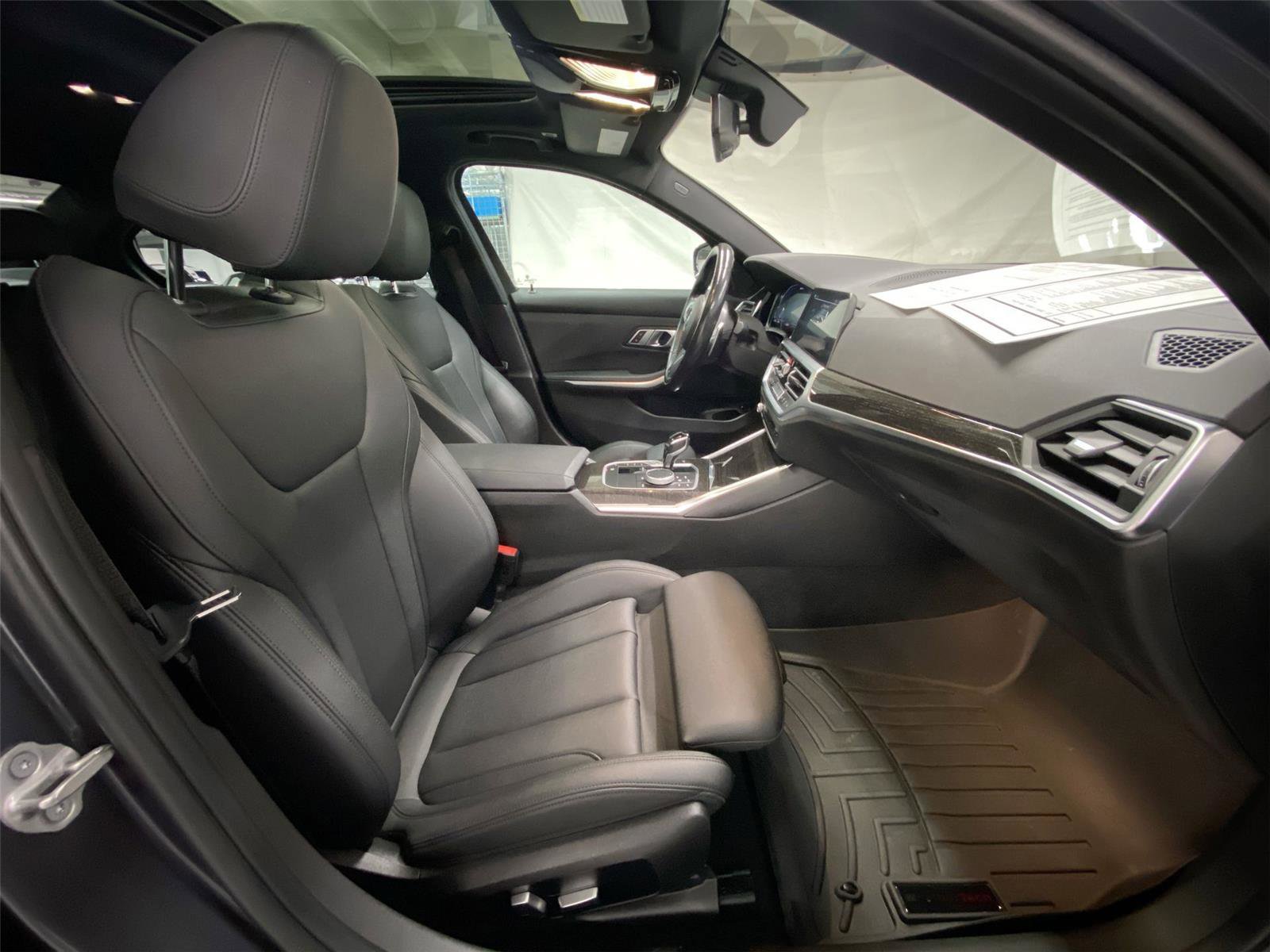 Used 2021 BMW 330e xDrive w/ M Sport Package image 30