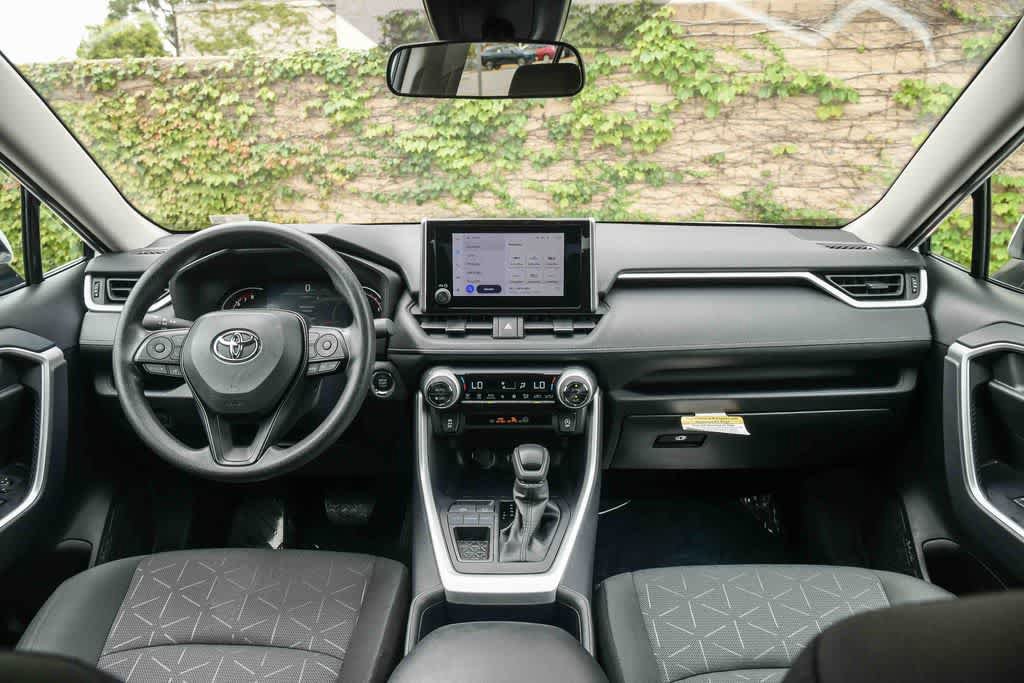 Certified 2025 Toyota RAV4 XLE FWD image 14