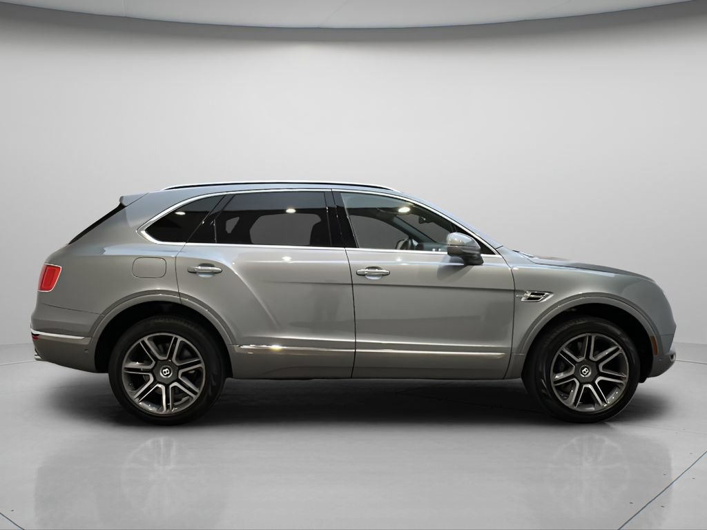 Used 2018 Bentley Bentayga Activity AWD/4WD image 7
