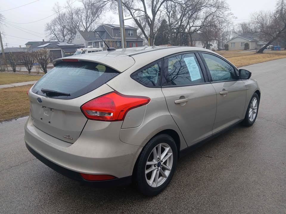 Used 2015 Ford Focus SE FWD image 6