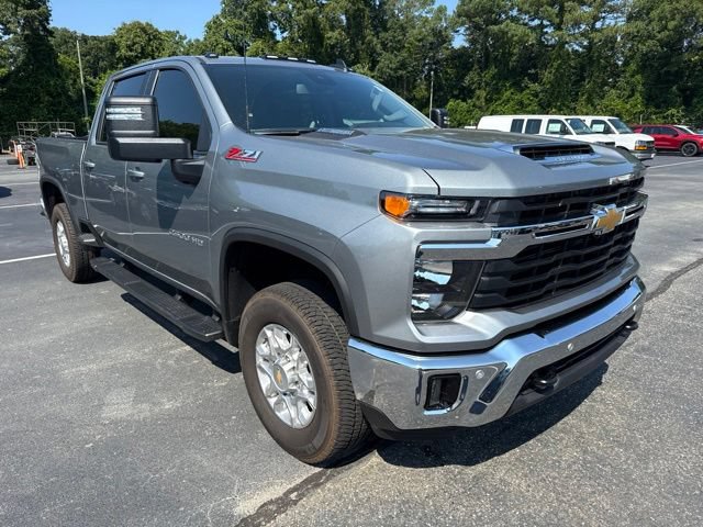 Used 2026 Chevrolet Silverado 2500 LT w/ All Star Edition AWD/4WD image 7