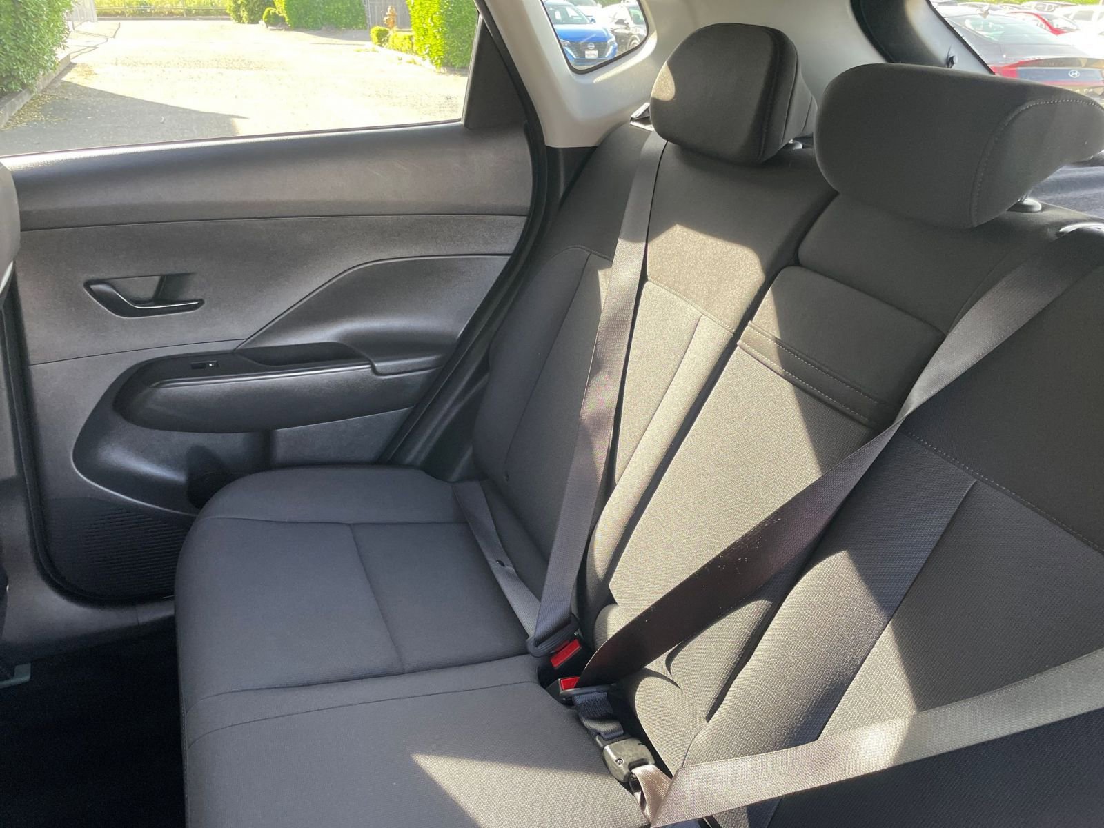 Used 2025 Hyundai Kona SEL FWD image 40