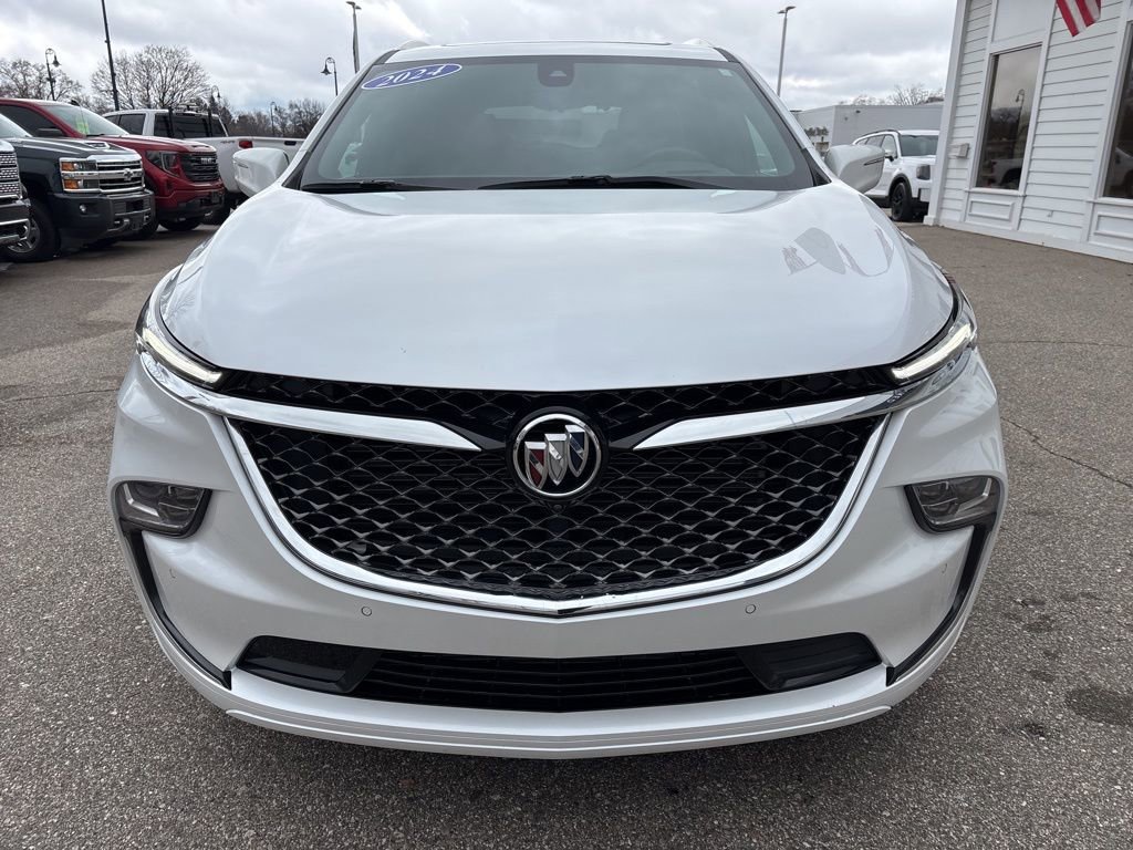 Certified 2024 Buick Enclave Avenir w/ Avenir Technology Package image 2