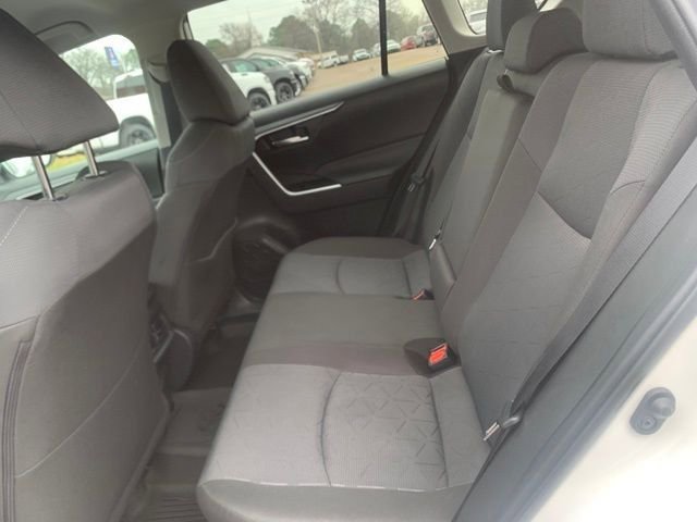 Used 2025 Toyota RAV4 XLE image 25