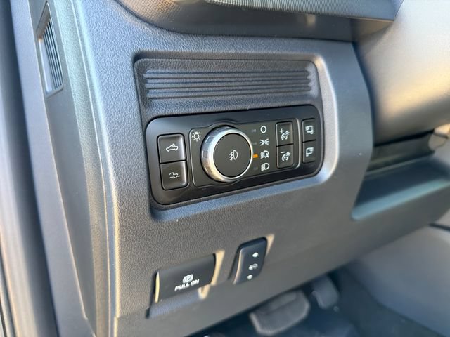 New 2026 Ford F250 Platinum AWD/4WD image 23