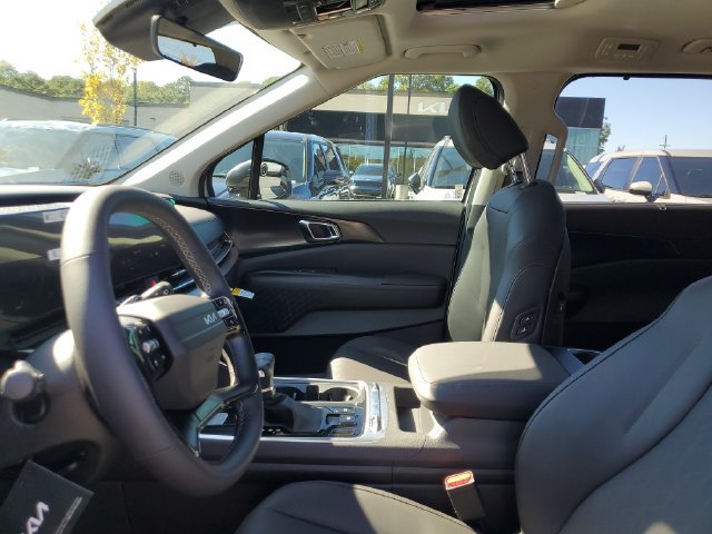 New 2027 Kia Carnival SX FWD image 22