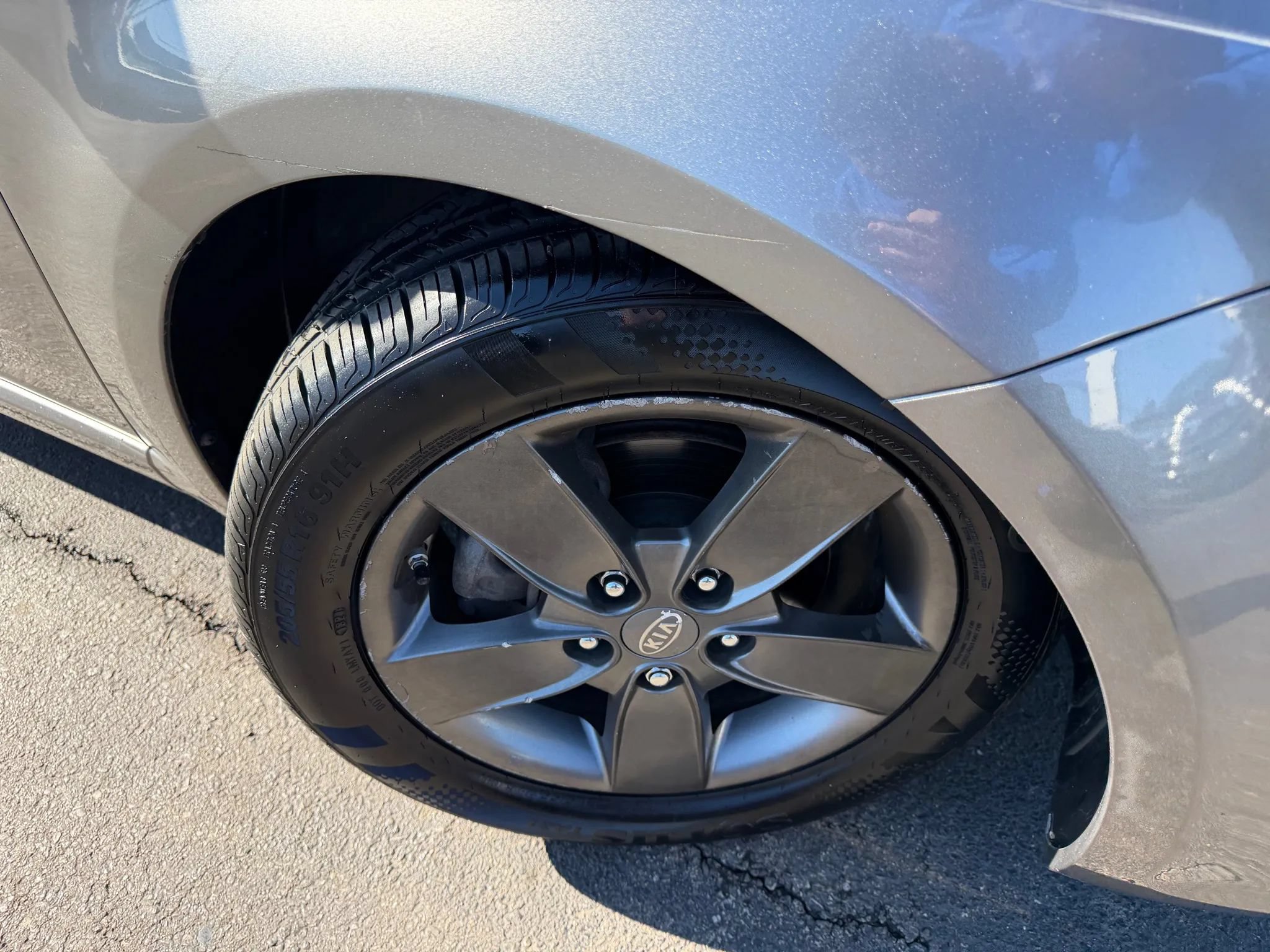 Used 2010 Kia Forte Koup EX FWD image 42