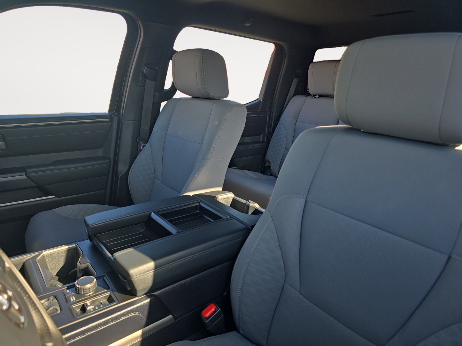 Used 2025 Toyota Tundra SR5 AWD/4WD image 9