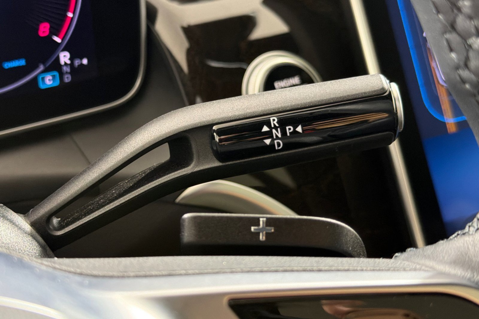 Used 2024 Mercedes-Benz GLC 300 4MATIC image 19