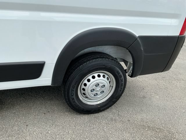 Used 2026 RAM ProMaster 2500 w/ Convenience Group FWD image 19