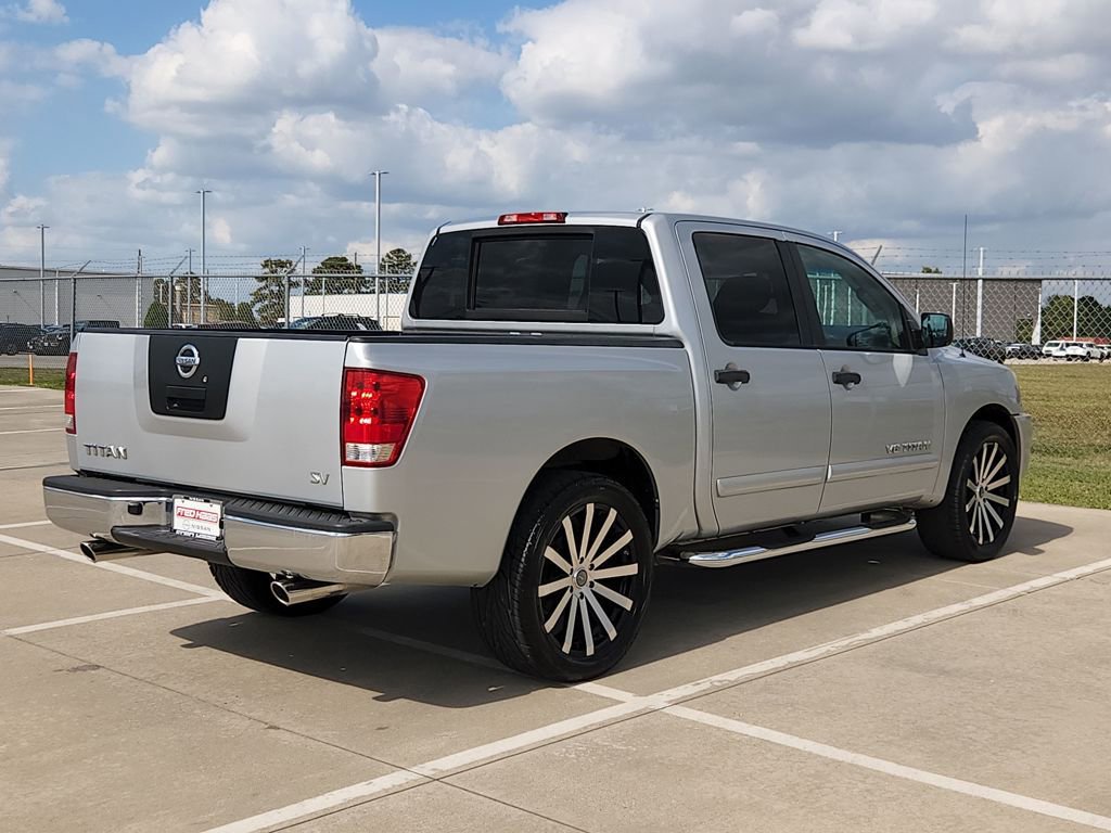 Used 2012 Nissan Titan SV image 5
