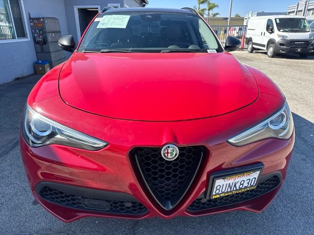 Used 2020 Alfa Romeo Stelvio Sport w/ Quick Order Package 22K Sport RWD image 2