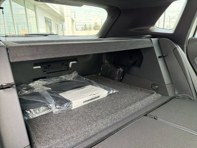 New 2026 Volkswagen Tiguan SEL R-Line AWD/4WD image 28