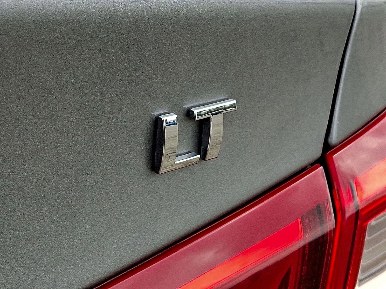 Used 2023 Chevrolet Malibu LT image 24