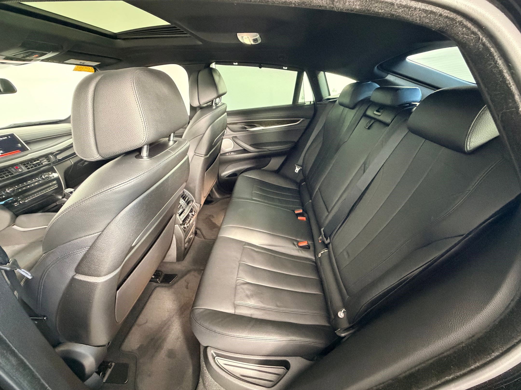 Used 2016 BMW X6 xDrive50i image 13