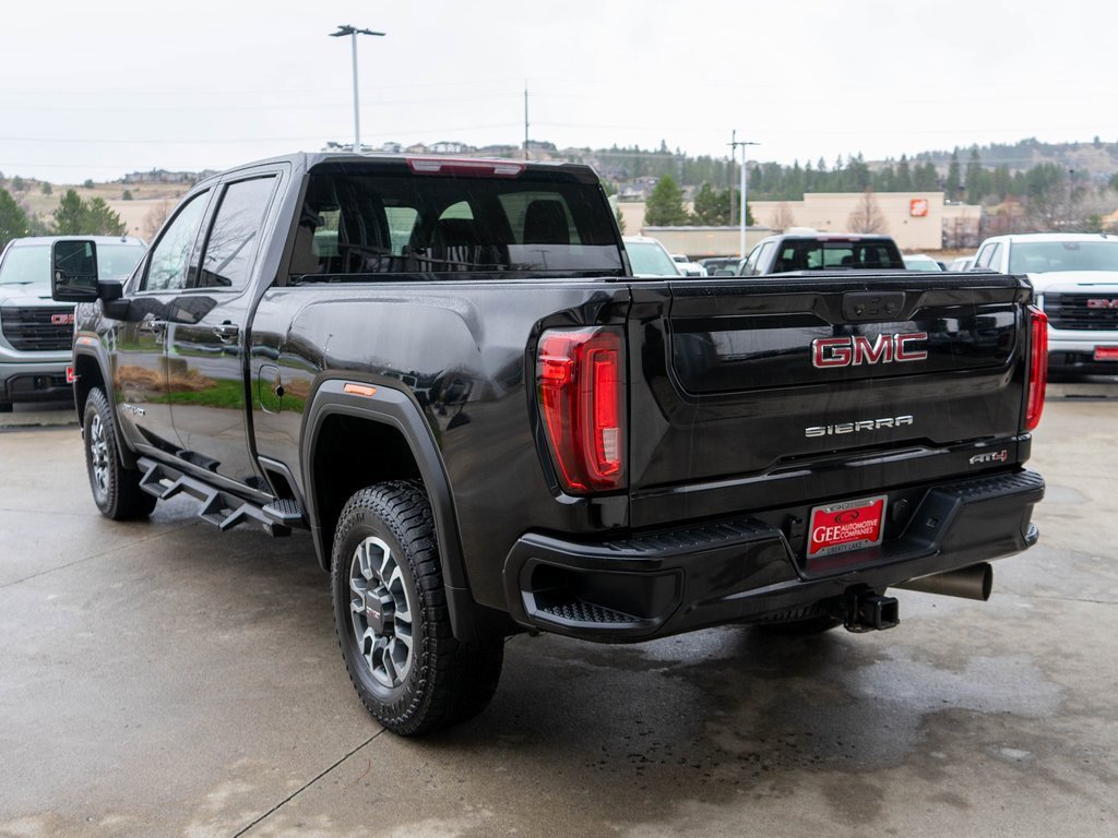 Used 2021 GMC Sierra 2500 AT4 image 5