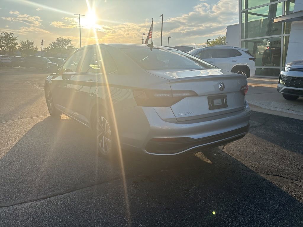 Used 2022 Volkswagen Jetta S w/ IQ.Drive Package FWD image 10