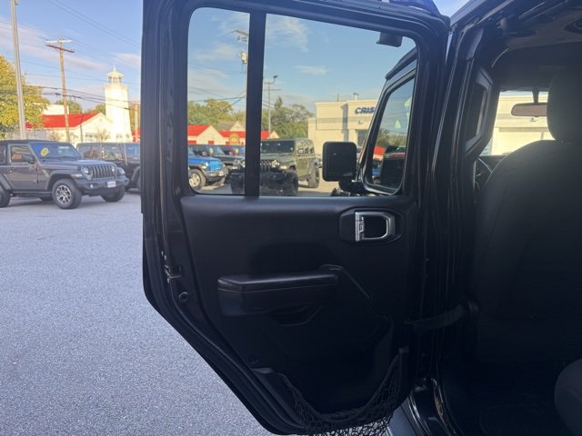 Used 2021 Jeep Wrangler Unlimited Sport image 22
