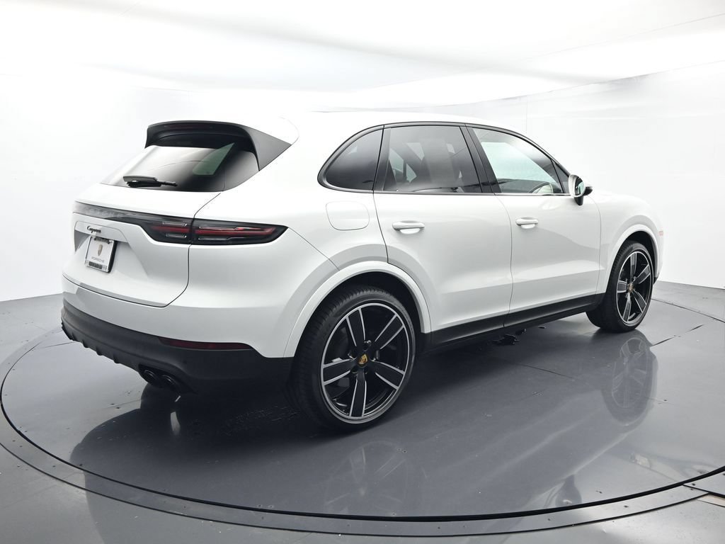 Certified 2023 Porsche Cayenne Platinum Edition AWD/4WD image 15