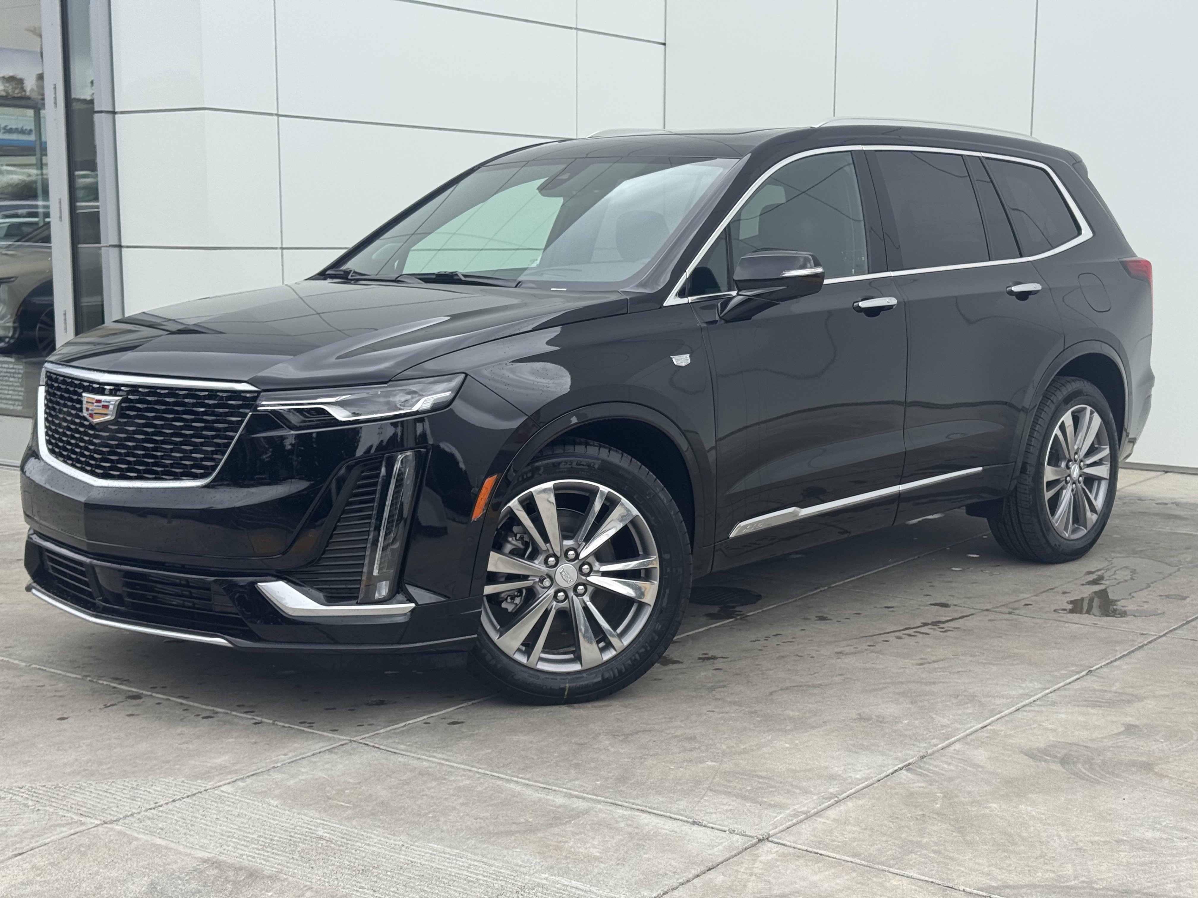 New 2025 Cadillac XT6 Premium Luxury w/ Technology Package image 2