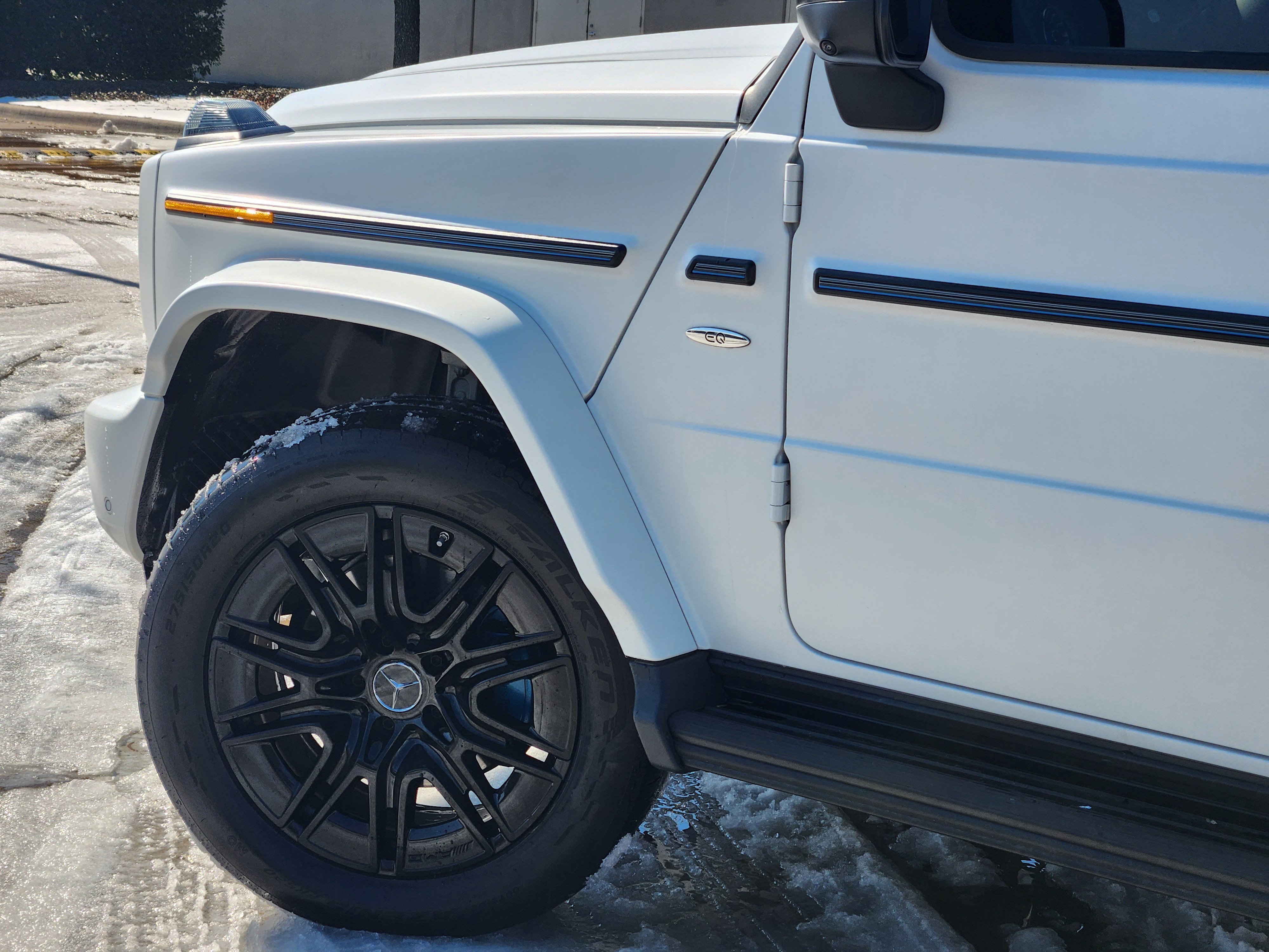 Certified 2025 Mercedes-Benz G 580 w/ EQ Technology image 6