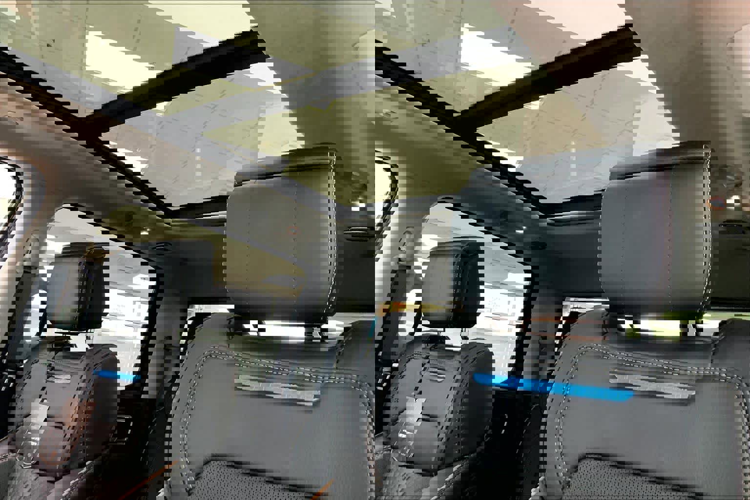 New 2026 RAM 1500 Tungsten w/ Trailer Tow Group image 17