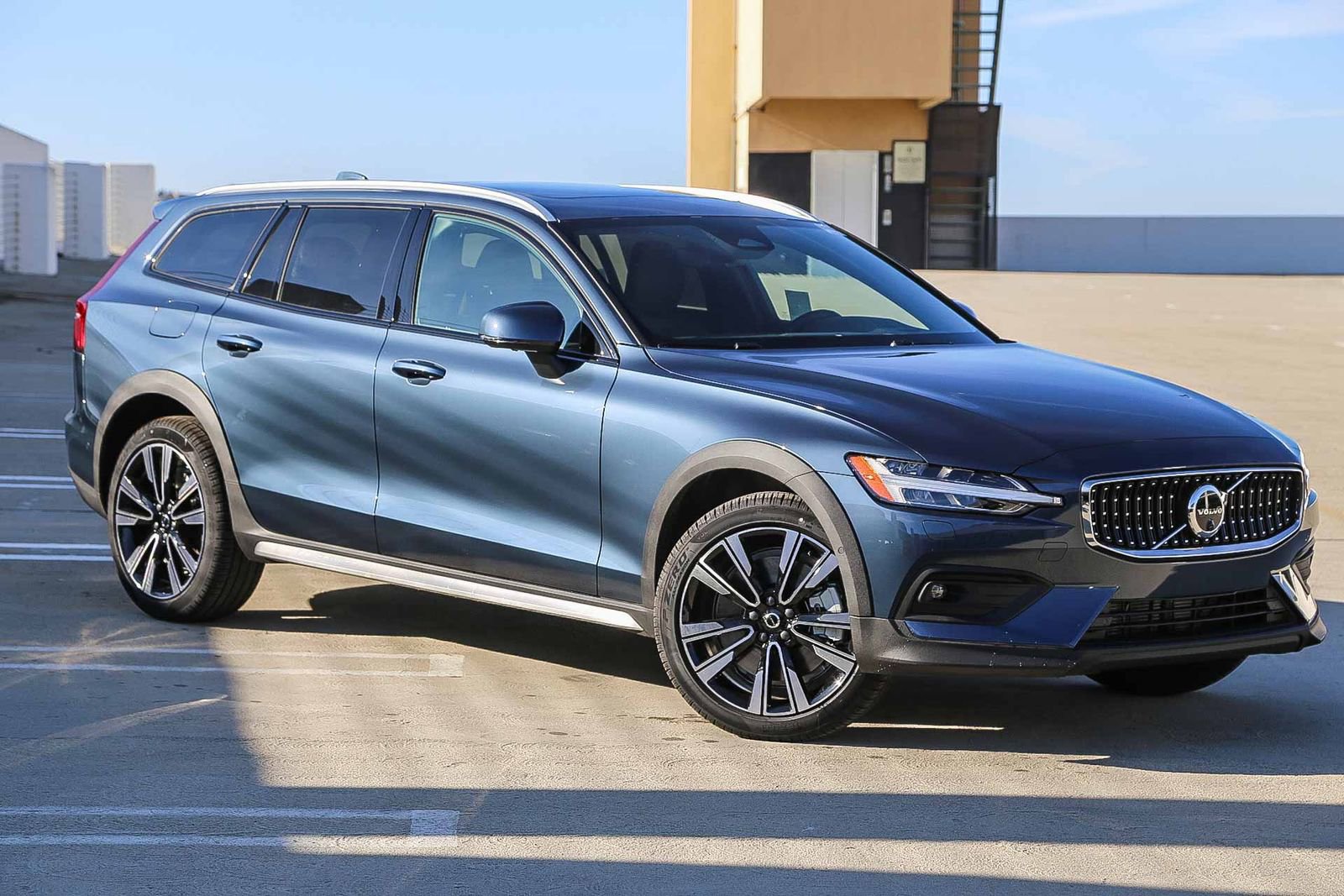 New 2026 Volvo V60 B5 Cross Country Ultra w/ Climate Package image 1
