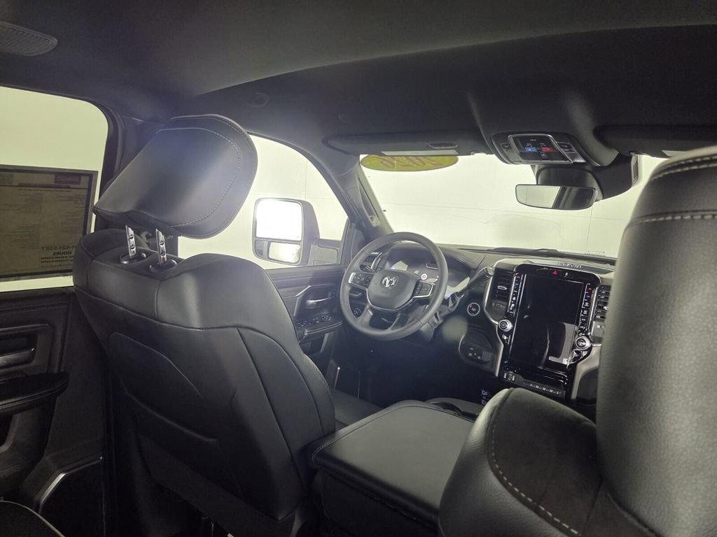 Certified 2026 RAM 2500 Laramie AWD/4WD image 31