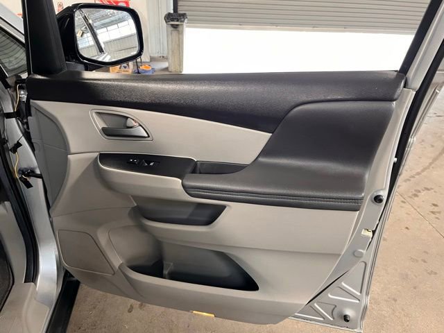 Used 2012 Honda Odyssey EX image 12