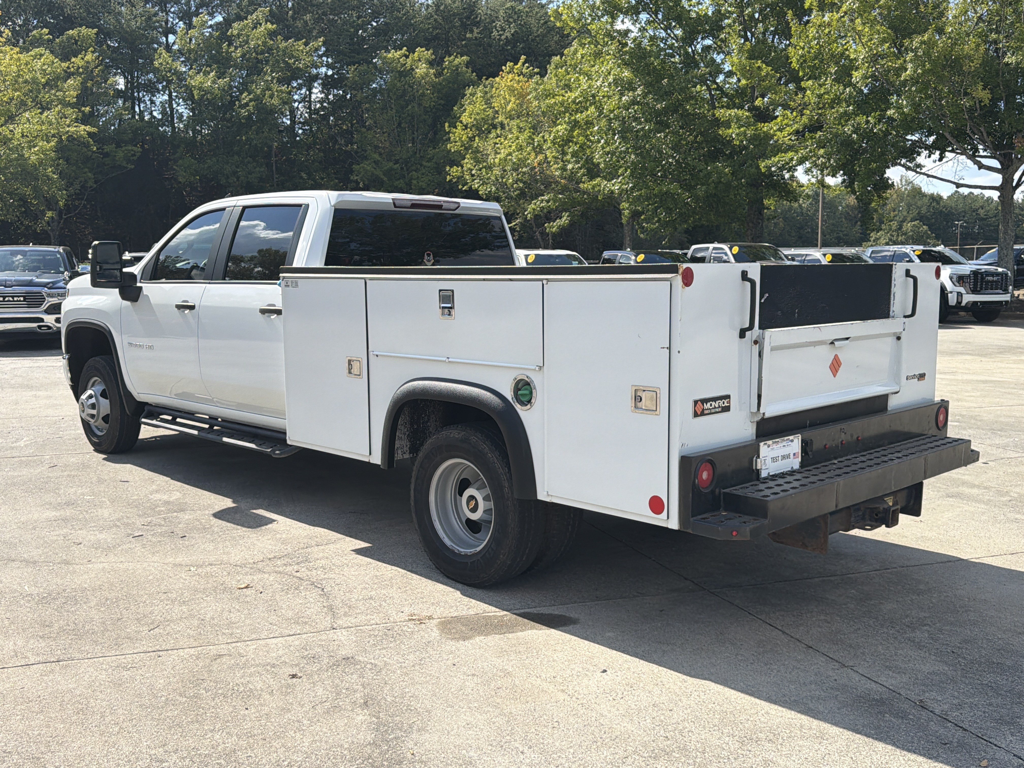 Used 2023 Chevrolet Silverado 3500 W/T w/ WT Convenience Package AWD/4WD image 5